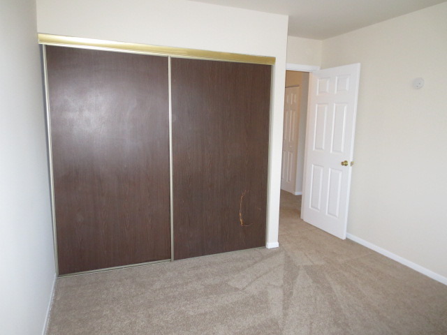 690 Brighton Pl #13A, Wheeling, IL 60090 photo 18