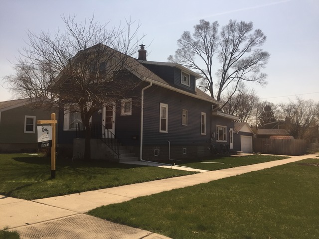 905 Greenview Ave, Des Plaines, IL 60016 photo 4