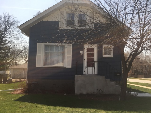905 Greenview Ave, Des Plaines, IL 60016 photo 3