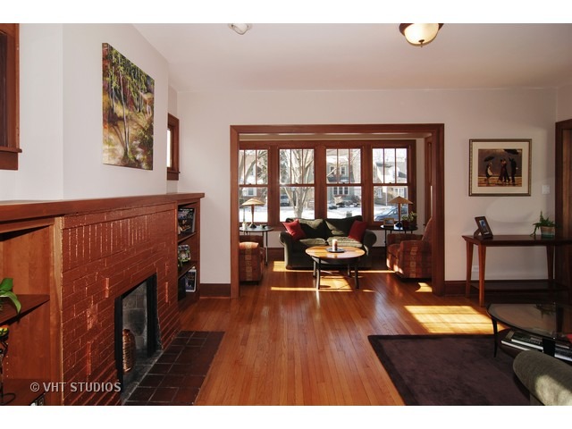357 Nuttall Rd, Riverside, IL 60546 photo 4