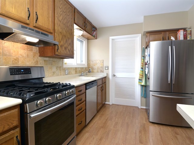 4645 Brigantine Ln, Hoffman Estates, IL 60192 photo 5