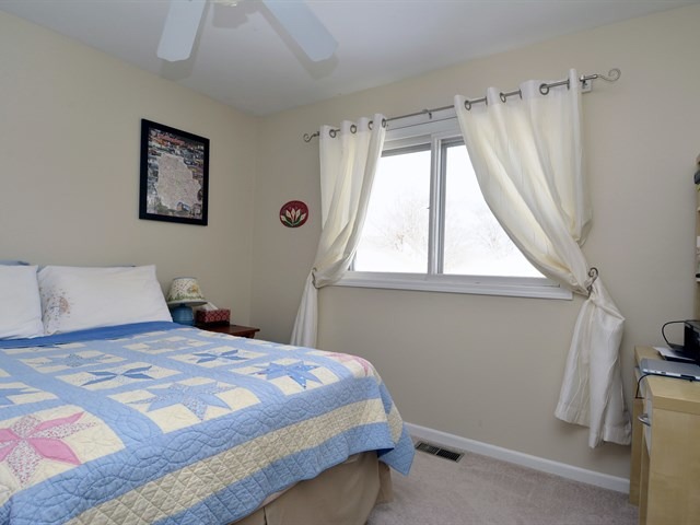 4645 Brigantine Ln, Hoffman Estates, IL 60192 photo 11