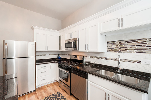 535 E 46th St, Chicago, IL 60653 photo 6