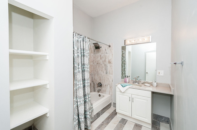 535 E 46th St, Chicago, IL 60653 photo 8