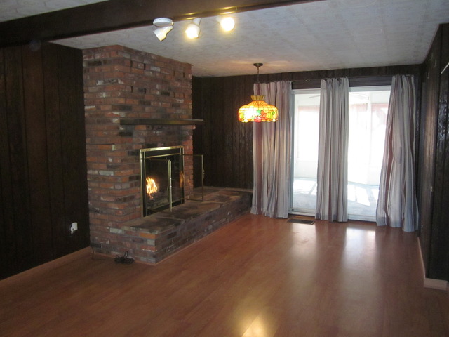 1718 11th St, Peru, IL 61354 photo 6
