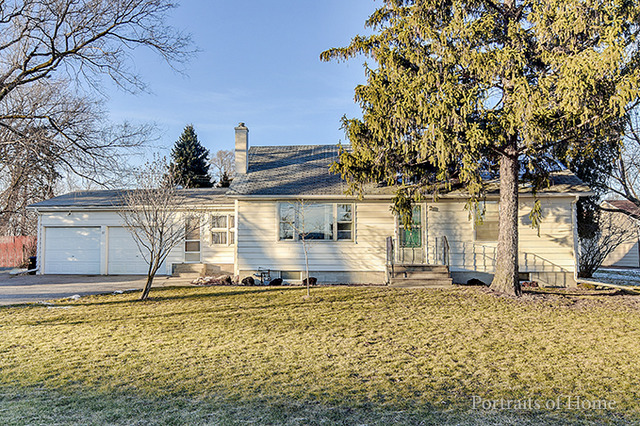 27 Baseline Rd, Oswego, IL 60543 photo 2
