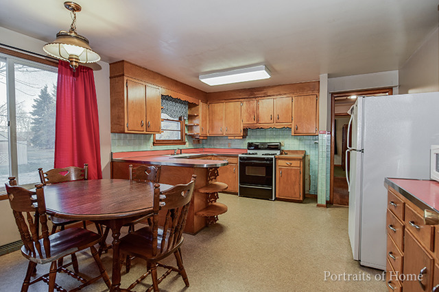27 Baseline Rd, Oswego, IL 60543 photo 5