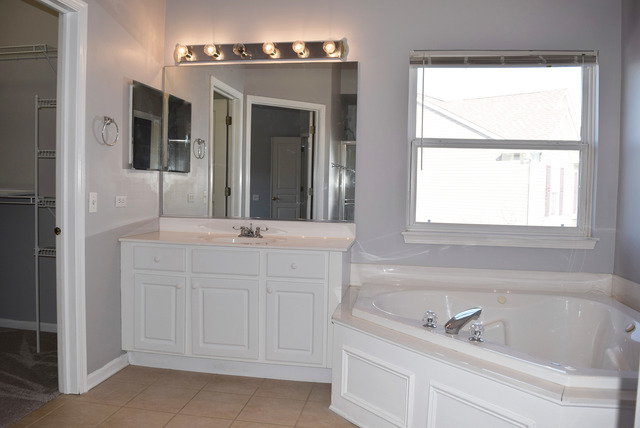 4760 Whitehall Ct, Algonquin, IL 60102 photo 15