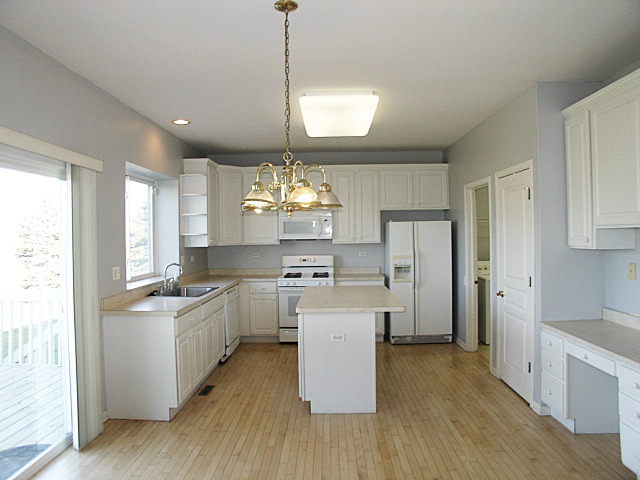 4760 Whitehall Ct, Algonquin, IL 60102 photo 9