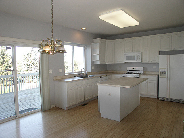 4760 Whitehall Ct, Algonquin, IL 60102 photo 10