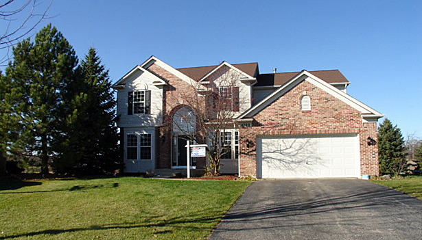 4760 Whitehall Ct, Algonquin, IL 60102 photo 1