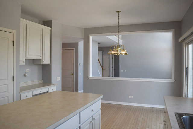 4760 Whitehall Ct, Algonquin, IL 60102 photo 11