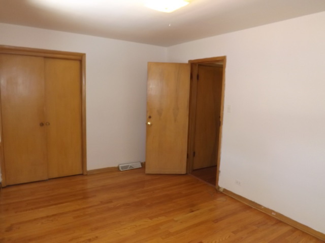 1101 E 93rd St, Chicago, IL 60619 photo 8