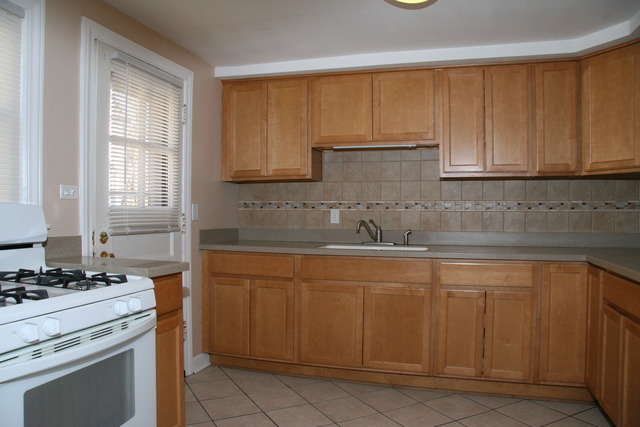 421 Darrow Ave, Evanston, IL 60202 photo 9