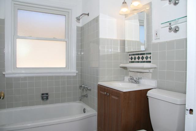 421 Darrow Ave, Evanston, IL 60202 photo 13