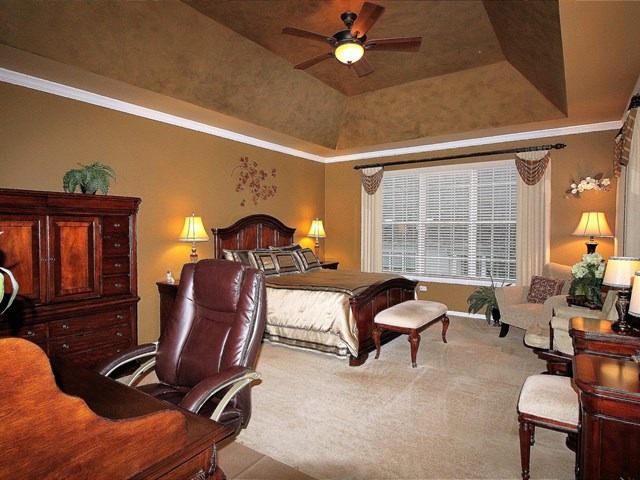 1035 Riviera Dr, Elgin, IL 60124 photo 14