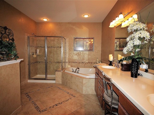 1035 Riviera Dr, Elgin, IL 60124 photo 15