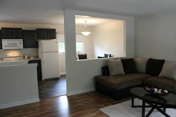 902 Hayden Dr, Mchenry, IL 60051 photo 8