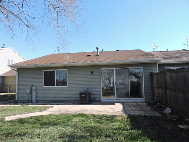 600 Thorndale Dr, Elgin, IL 60120 photo 11
