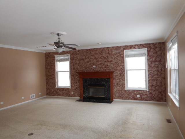 2449 Lambert Dr, Aurora, IL 60503 photo 11