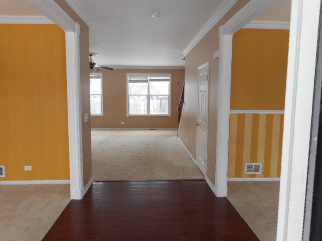2449 Lambert Dr, Aurora, IL 60503 photo 6