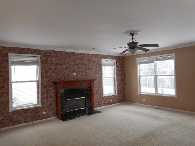 2449 Lambert Dr, Aurora, IL 60503 photo 10