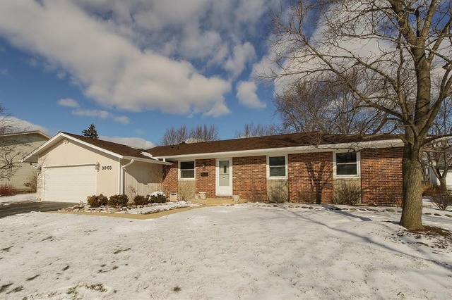 3965 Winston Dr, Hoffman Estates, IL 60192 photo 1