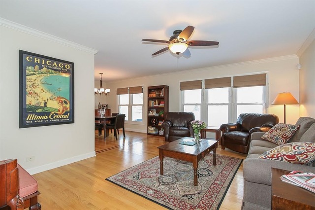 3965 Winston Dr, Hoffman Estates, IL 60192 photo 3