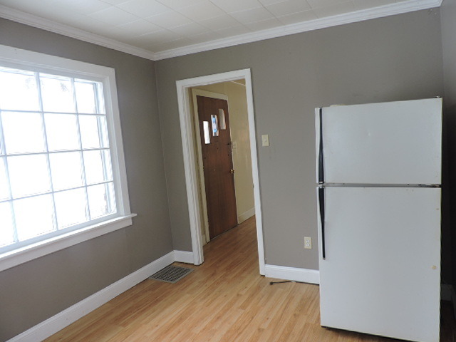 714 S 3rd St, Dundee, IL 60118 photo 7