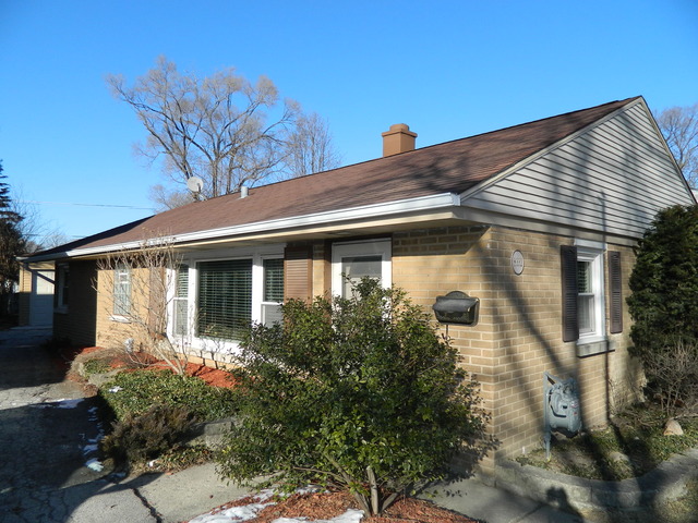 8332 45th St, Lyons, IL 60534 photo 2