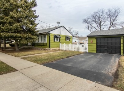 2003 Cedar St, Des Plaines, IL 60018 photo 1