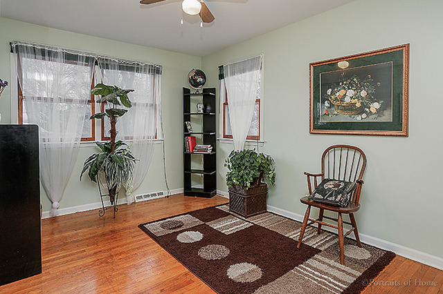 2 S373 Seneca Dr, Wheaton, IL 60189 photo 15