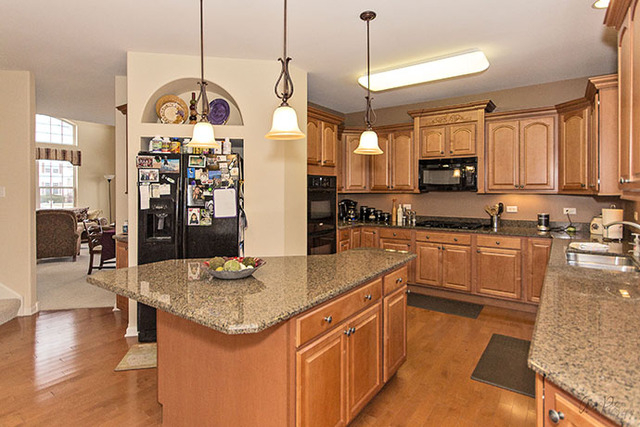 4215 Jay St, Johnsburg, IL 60051 photo 7