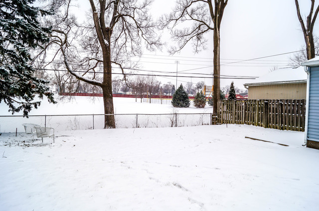 845 E 11th St, Lockport, IL 60441 photo 16