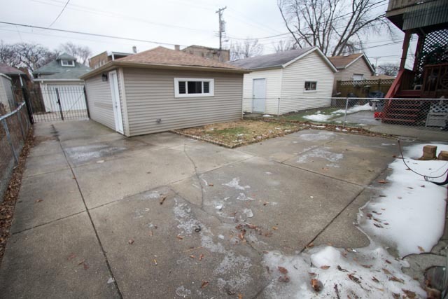 4207 N Mason Ave, Chicago, IL 60634 photo 25