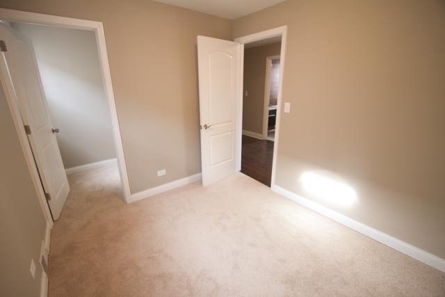 4207 N Mason Ave, Chicago, IL 60634 photo 17