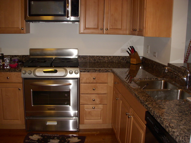420 E Waterside Dr #411, Chicago, IL 60601 photo 2