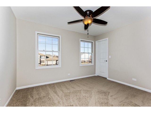 13615 Jordan Ln, Plainfield, IL 60544 photo 9