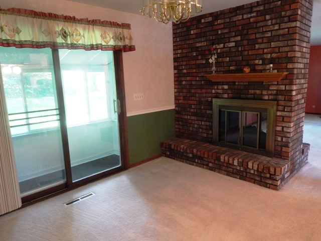 39 W620 Bowes Rd, Elgin, IL 60124 photo 5