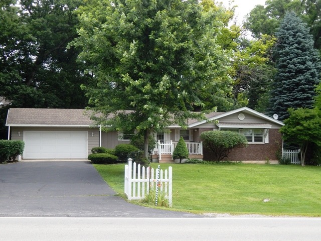 39 W620 Bowes Rd, Elgin, IL 60124 photo 1