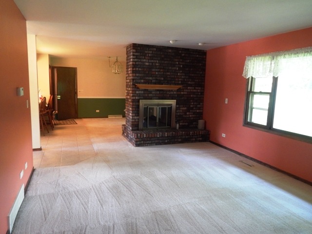 39 W620 Bowes Rd, Elgin, IL 60124 photo 4