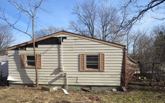 2318 Wright Ave, North Chicago, IL 60064 photo 3