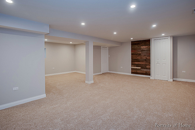 4426 N Menard Ave, Chicago, IL 60630 photo 19