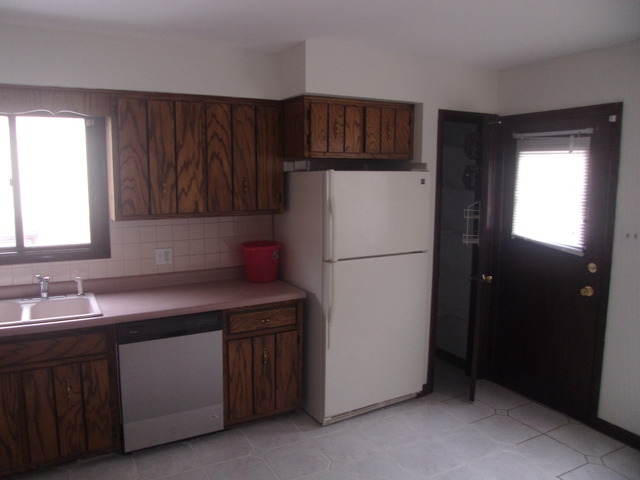 17637 Wright St, Lansing, IL 60438 photo 7