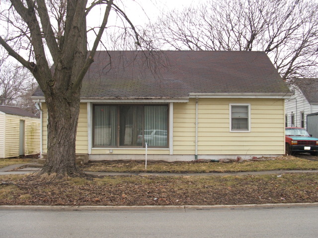 1489 E River St, Kankakee, IL 60901 photo 1