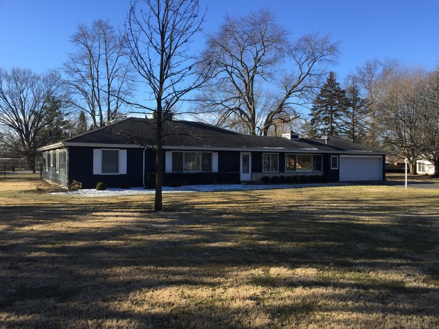 28 Marquette Ln, Kankakee, IL 60901 photo 1