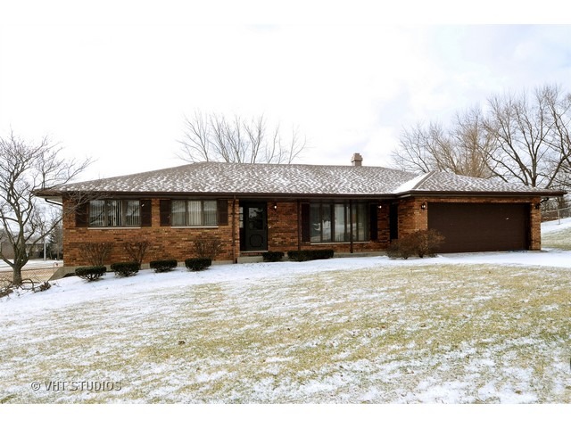 325 E Willow St, Elburn, IL 60119 photo 11
