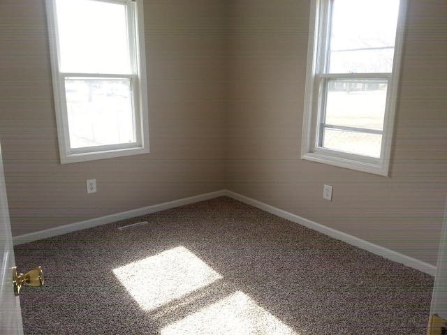 1222 2nd Ave, Aurora, IL 60505 photo 5