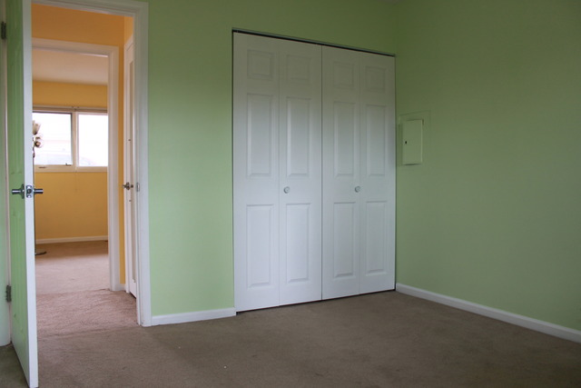 297 Edgewood Dr, Wheeling, IL 60090 photo 14