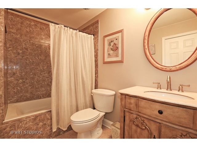 711 Elm Ct, Itasca, IL 60143 photo 15